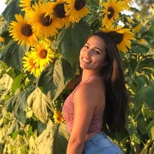 Meet your Posher, Marina